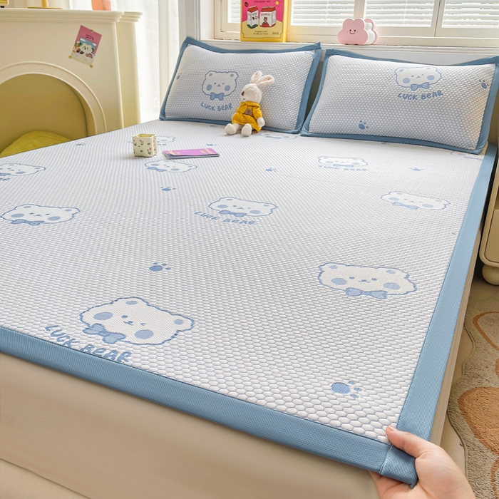 91家纺网 家纺一手货源 找家纺 梵朴 2026新款直播A类冰豆豆凉席三件套凉豆豆软凉席可机洗空调席子-升级抗起球 LUCK熊-蓝