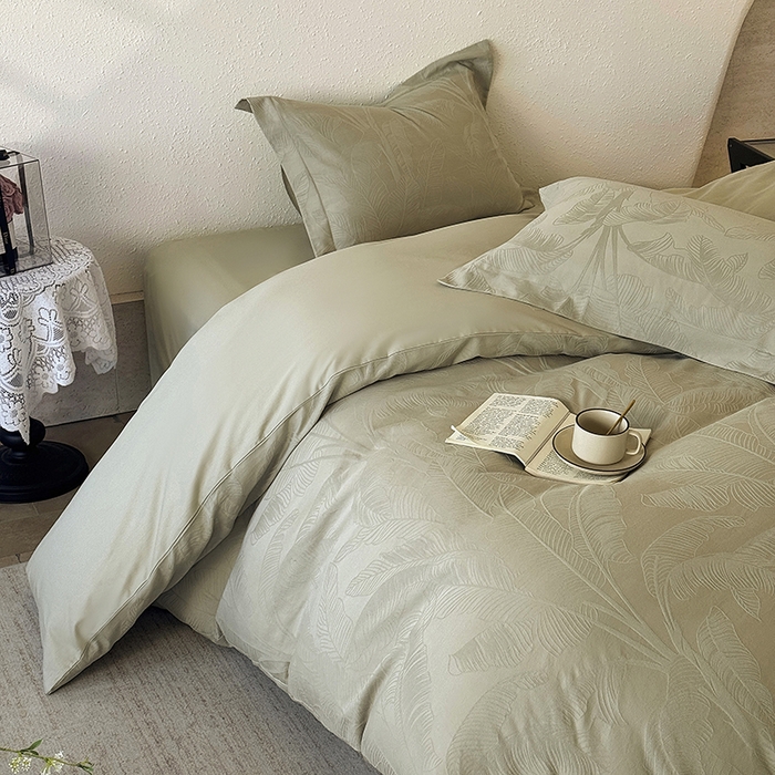 91家纺网 家纺一手货源 找家纺 宜家坊 2026新款全棉60S长绒棉立体厚织提花单枕套 焦野- 奶绿