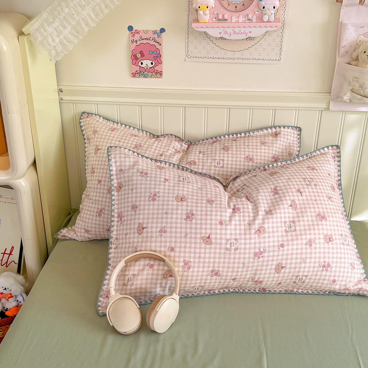 91家纺网 家纺一手货源 找家纺 金丝鸟家纺 2026新款全棉纯棉双层纱贝壳边款四件套 圆梦校园