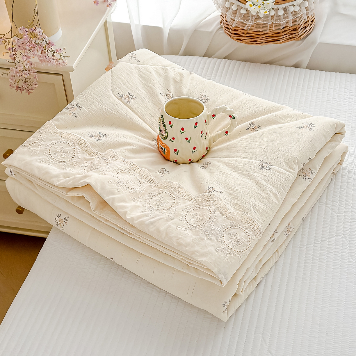 91家纺网 家纺一手货源 找家纺 （总）芯恋家居 2026新款亚麻风云感花边夏被夏凉被空调被春秋被