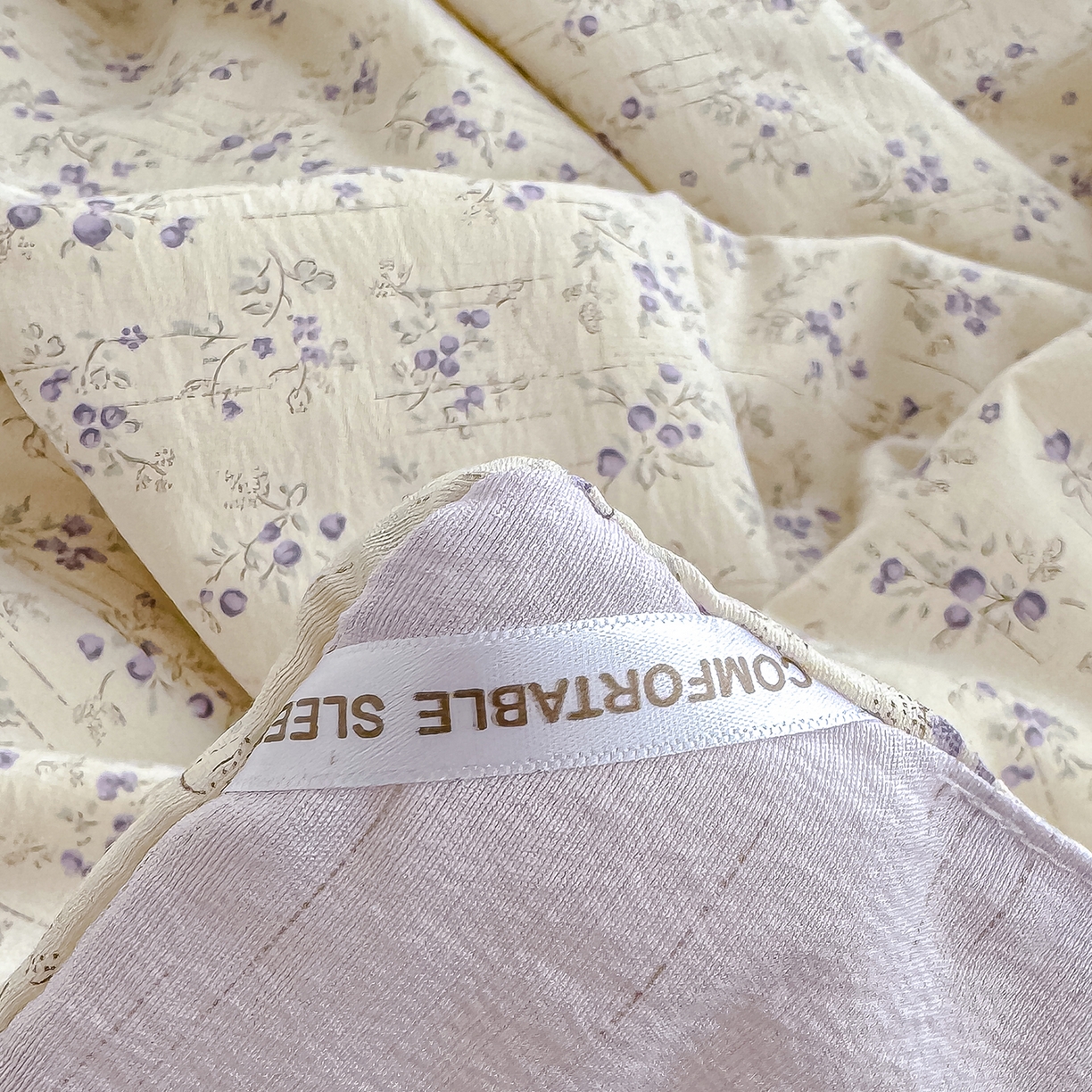 91家纺网 家纺一手货源 找家纺 芯恋家居 2026新款亚麻风云感花边夏被夏凉被空调被春秋被 向晚