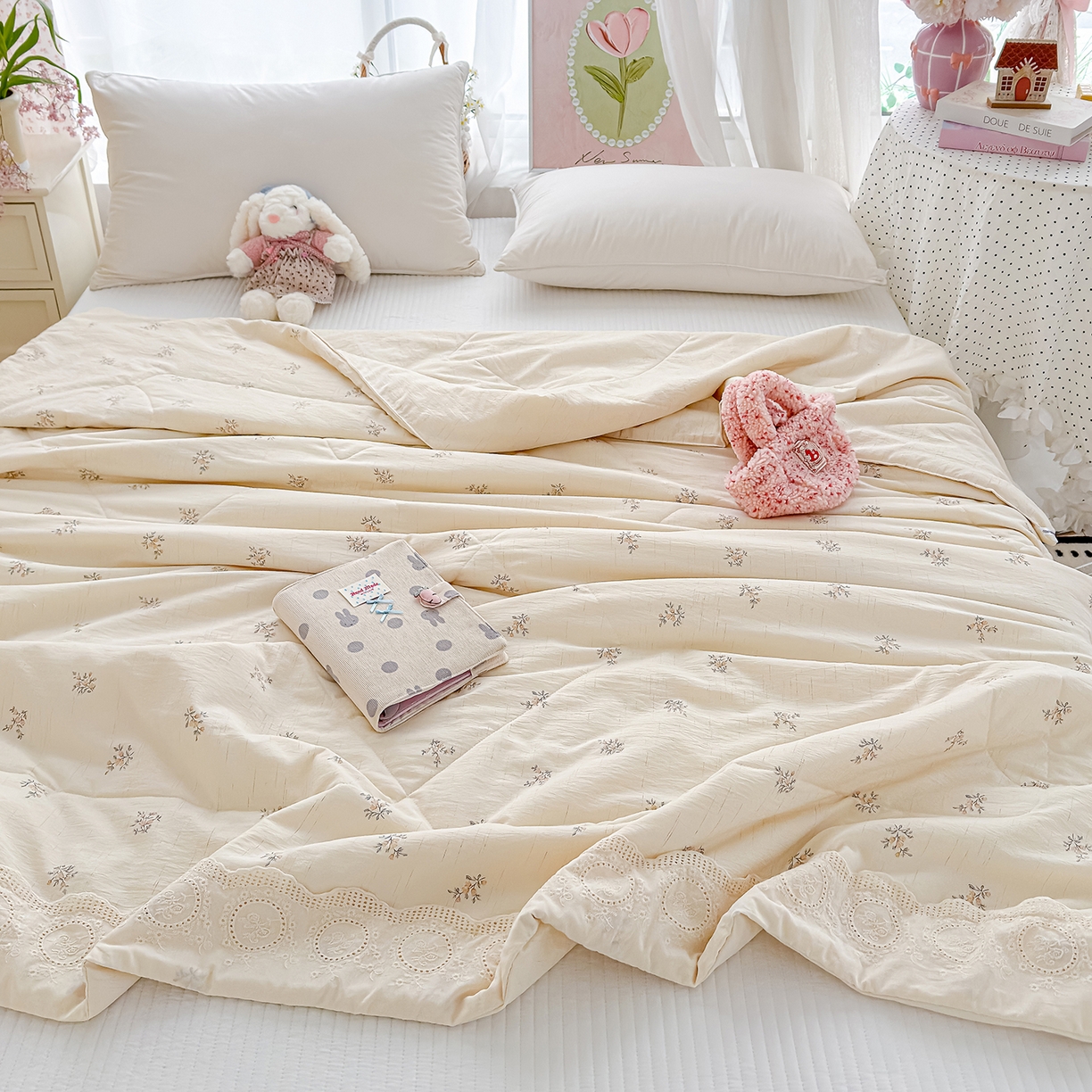 91家纺网 家纺一手货源 找家纺 芯恋家居 2026新款亚麻风云感花边夏被夏凉被空调被春秋被 芬芳