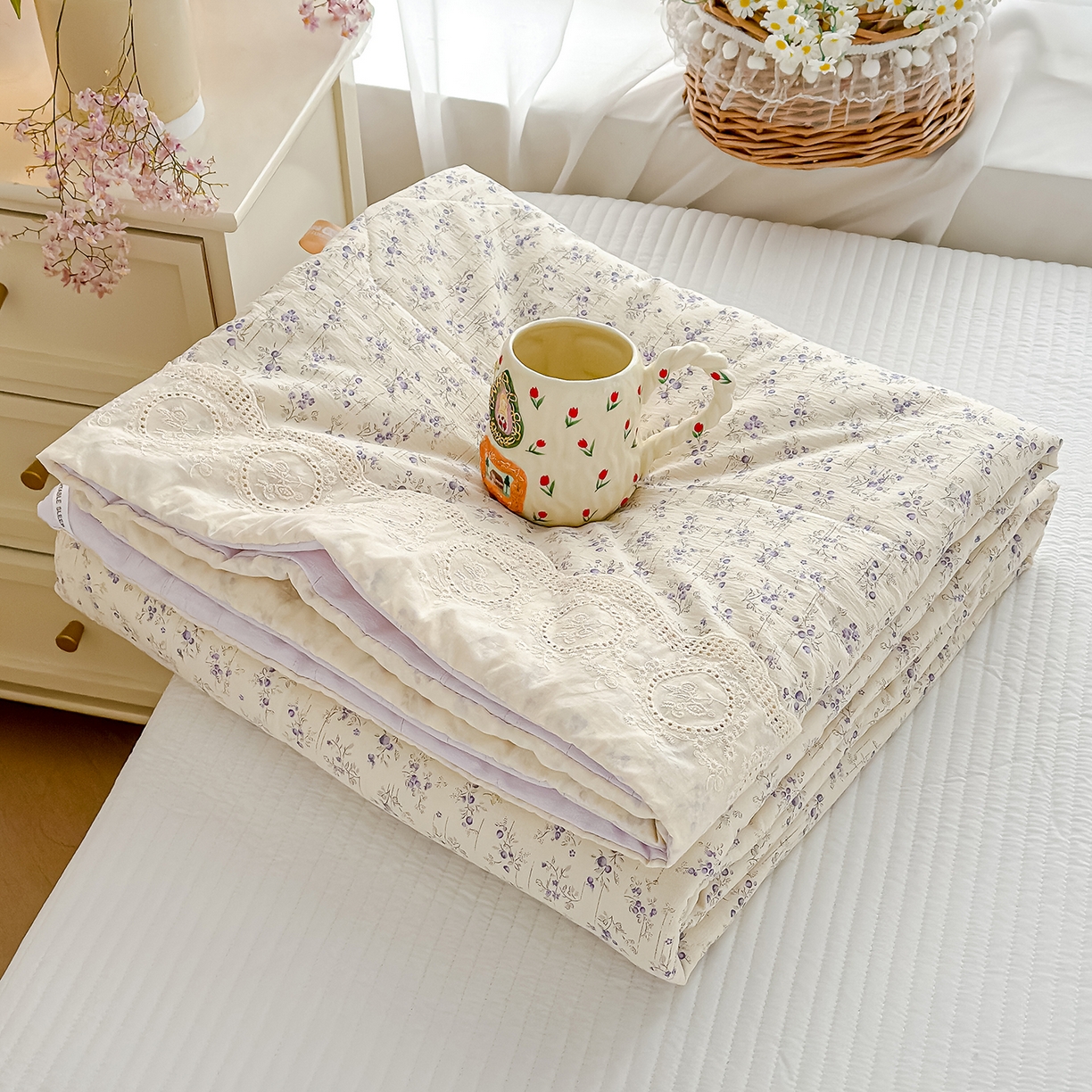 91家纺网 家纺一手货源 找家纺 芯恋家居 2026新款亚麻风云感花边夏被夏凉被空调被春秋被 向晚