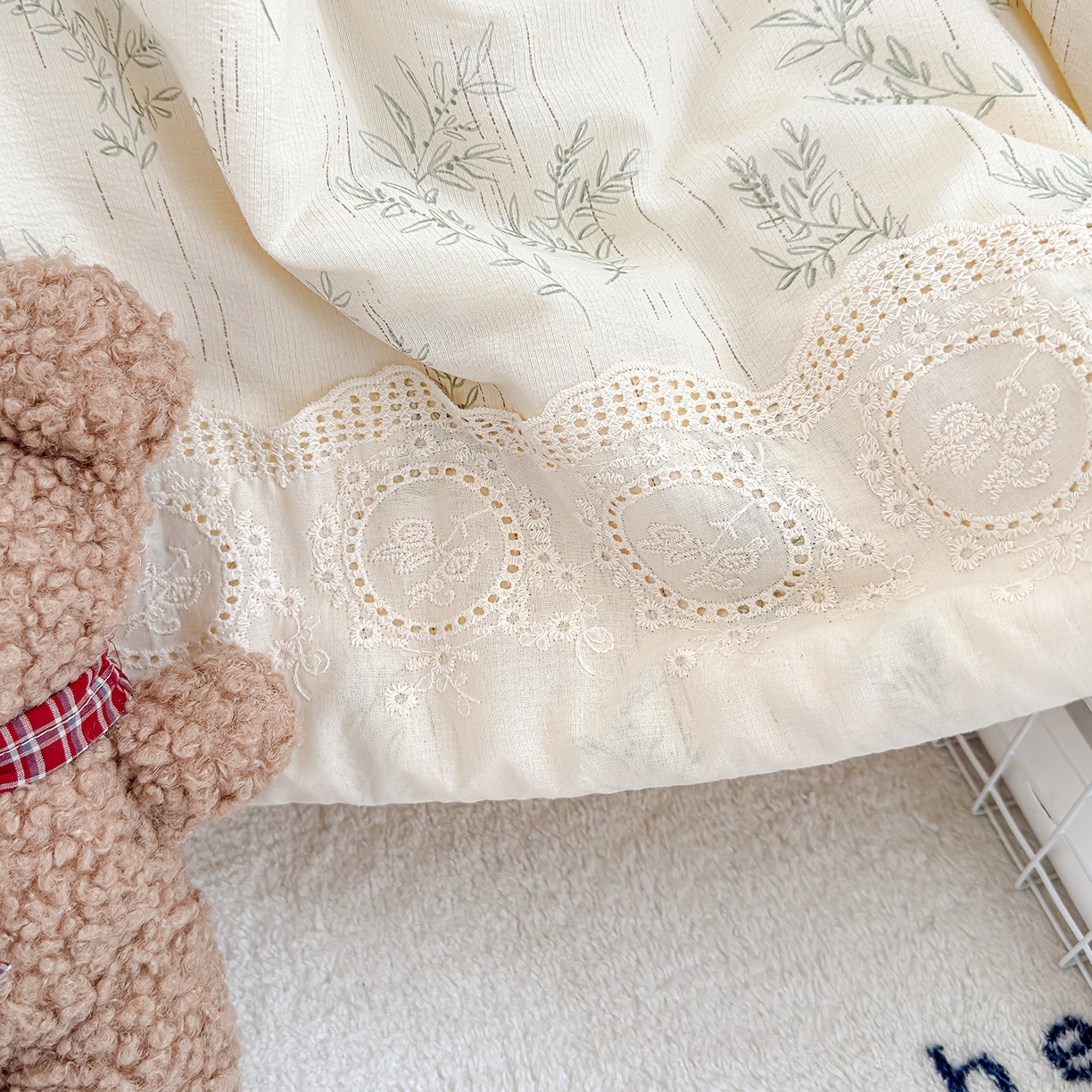 91家纺网 家纺一手货源 找家纺 芯恋家居 2026新款亚麻风云感花边夏被夏凉被空调被春秋被 摇曳