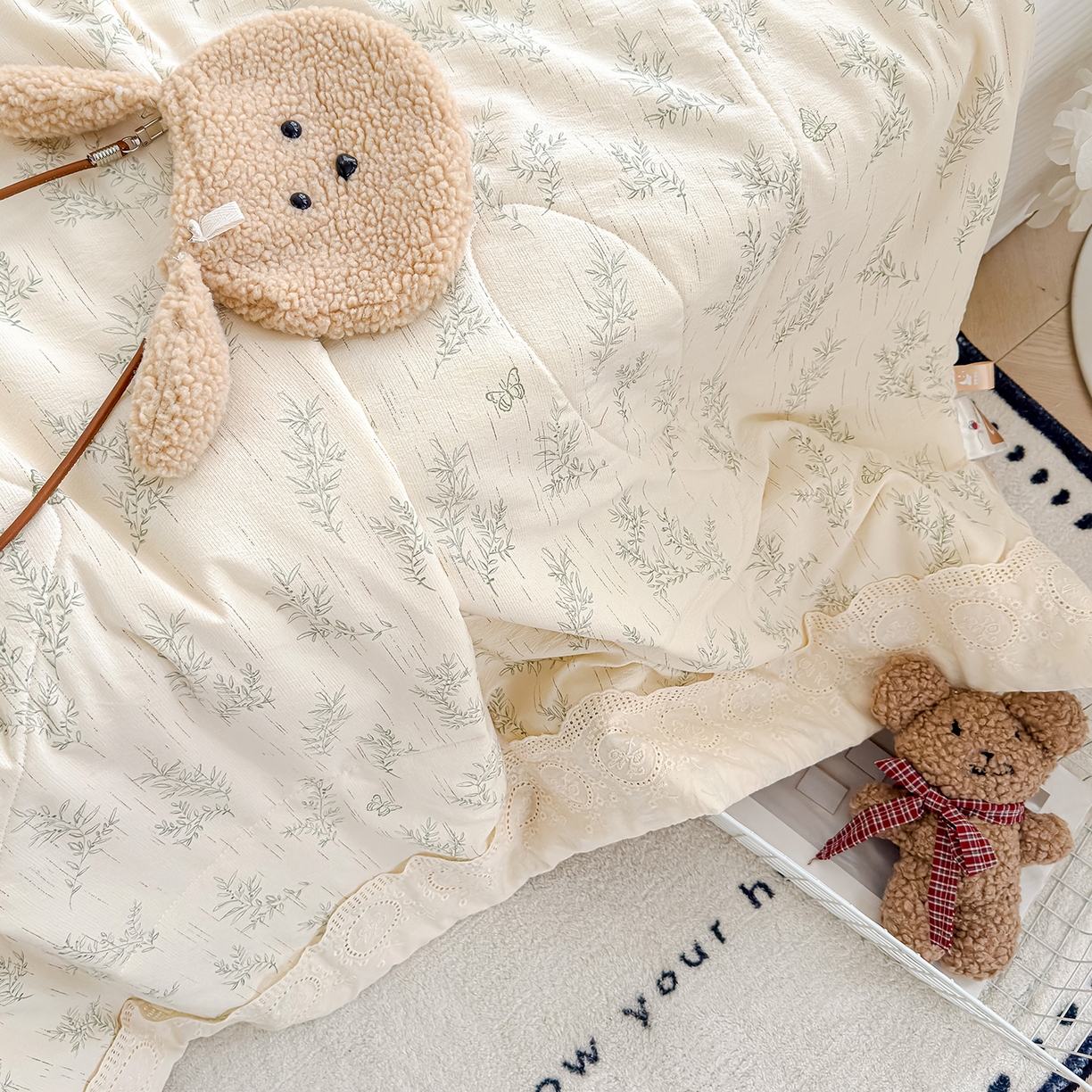 91家纺网 家纺一手货源 找家纺 芯恋家居 2026新款亚麻风云感花边夏被夏凉被空调被春秋被 摇曳