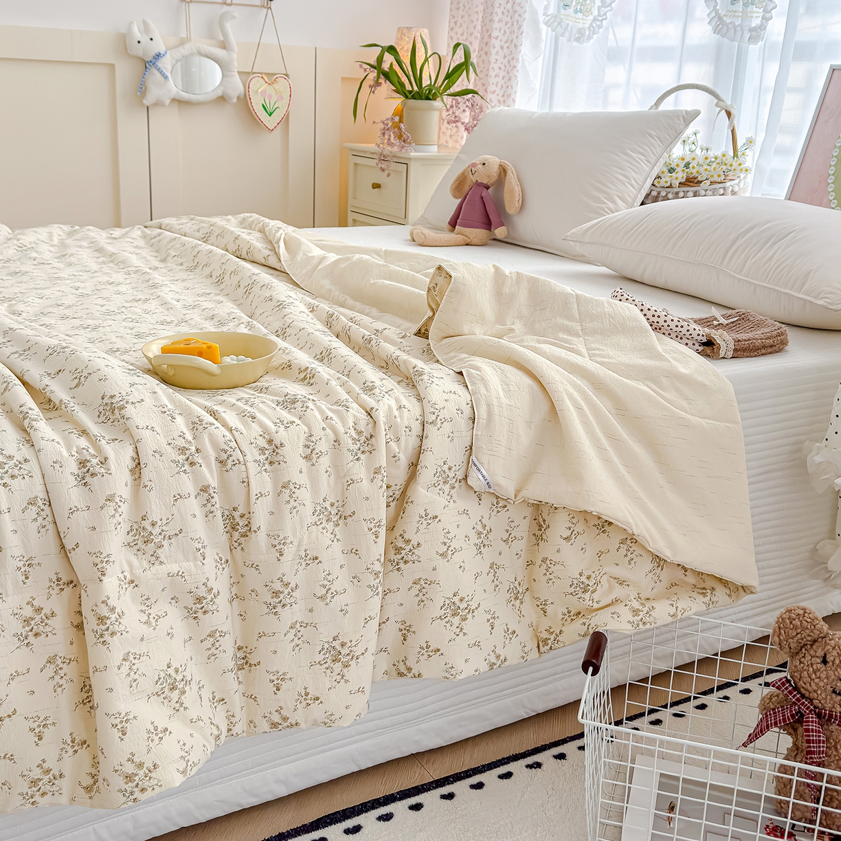 91家纺网 家纺一手货源 找家纺 芯恋家居 2026新款亚麻风云感花边夏被夏凉被空调被春秋被 花满春