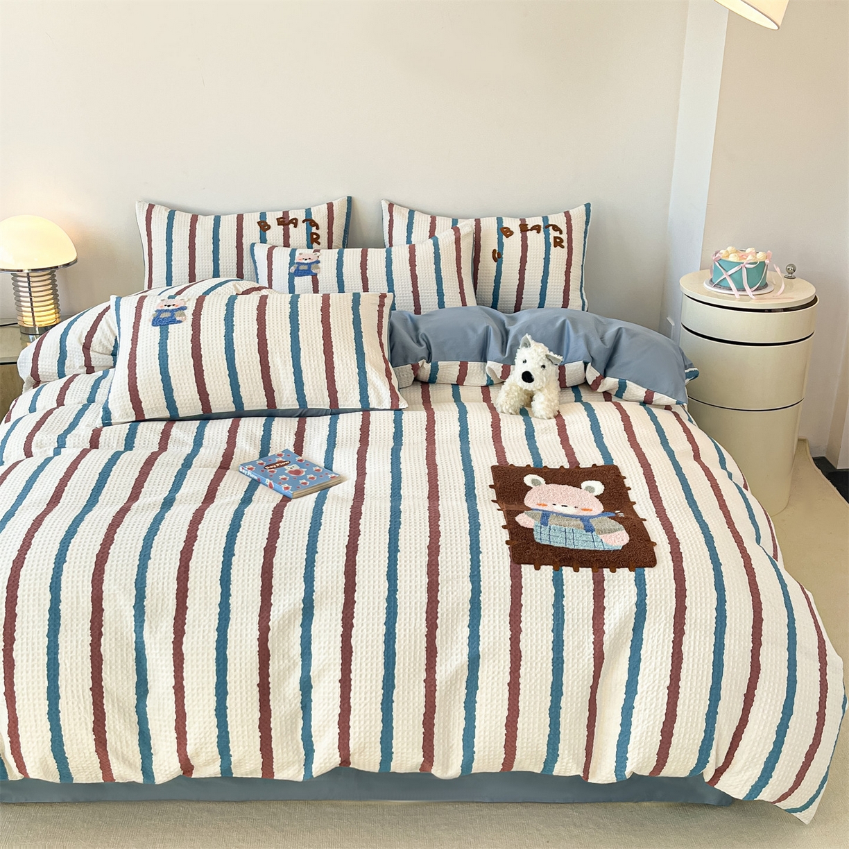 91家纺网 家纺一手货源 找家纺 眷恋家纺 2026新款全棉纯棉A版华夫格B版40支毛巾绣四件套 安可拉熊