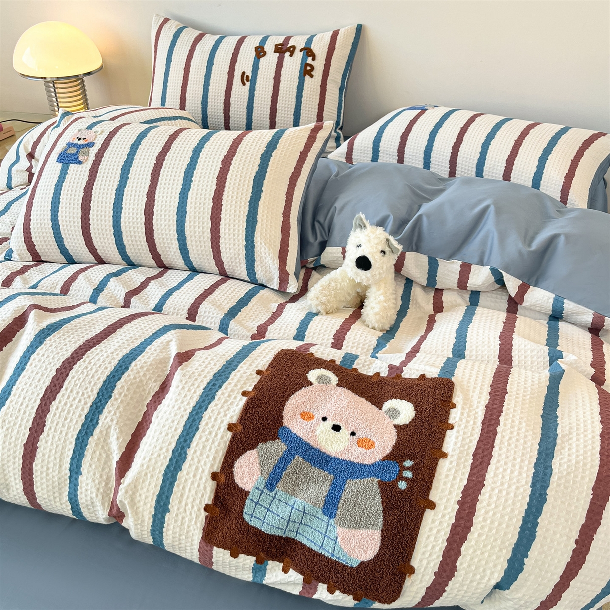 91家纺网 家纺一手货源 找家纺 眷恋家纺 2026新款全棉纯棉A版华夫格B版40支毛巾绣四件套 安可拉熊