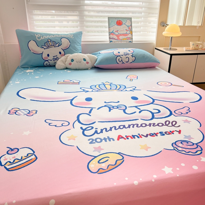 91家纺网 家纺一手货源 找家纺 孩子王家纺 2026新款卡通全棉正版授权大版三丽鸥系列四件套单品单床笠（含防伪码）闪亮玉桂狗