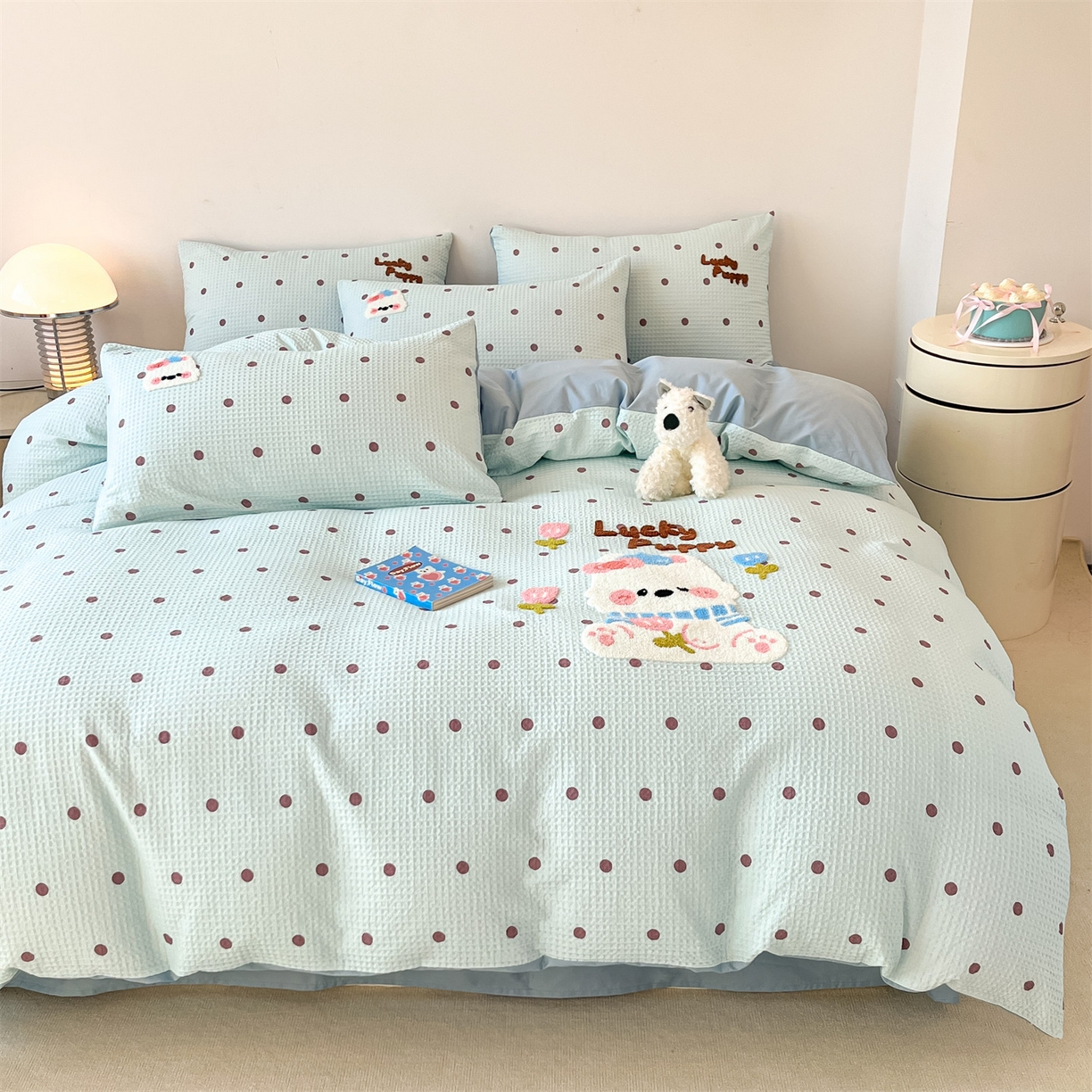 91家纺网 家纺一手货源 找家纺 眷恋家纺 2026新款全棉纯棉A版华夫格B版40支毛巾绣四件套 欢乐狗