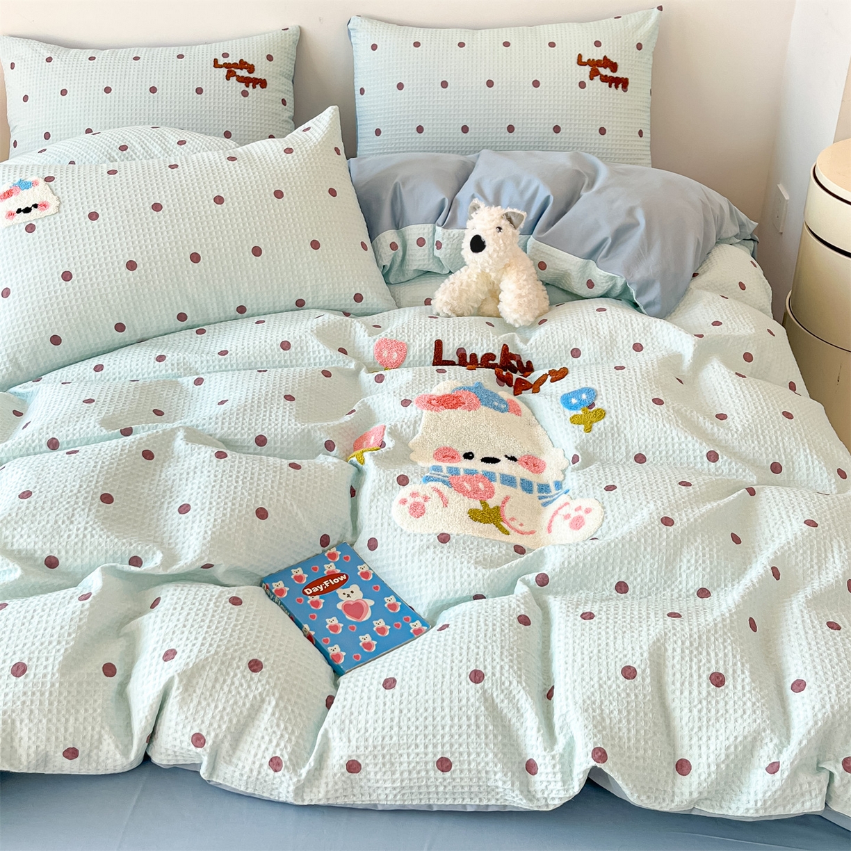 91家纺网 家纺一手货源 找家纺 眷恋家纺 2026新款全棉纯棉A版华夫格B版40支毛巾绣四件套 欢乐狗