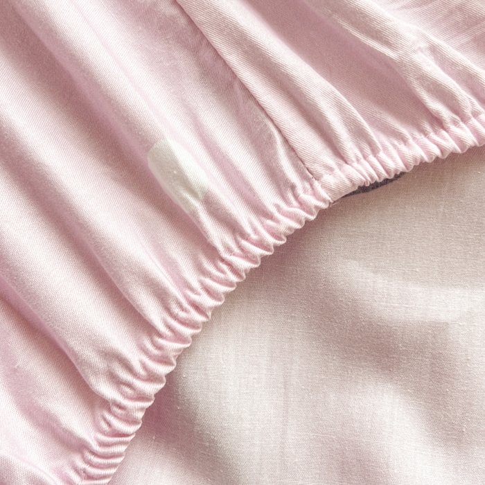 91家纺网 家纺一手货源 找家纺 孩子王家纺 2026新款卡通全棉正版授权大版三丽鸥系列四件套单品单床笠（含防伪码） 美妆库洛米