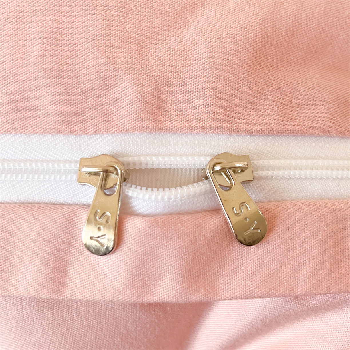 91家纺网 家纺一手货源 找家纺 眷恋家纺 2026新款全棉纯棉A版华夫格B版40支毛巾绣四件套 咪咪小猫