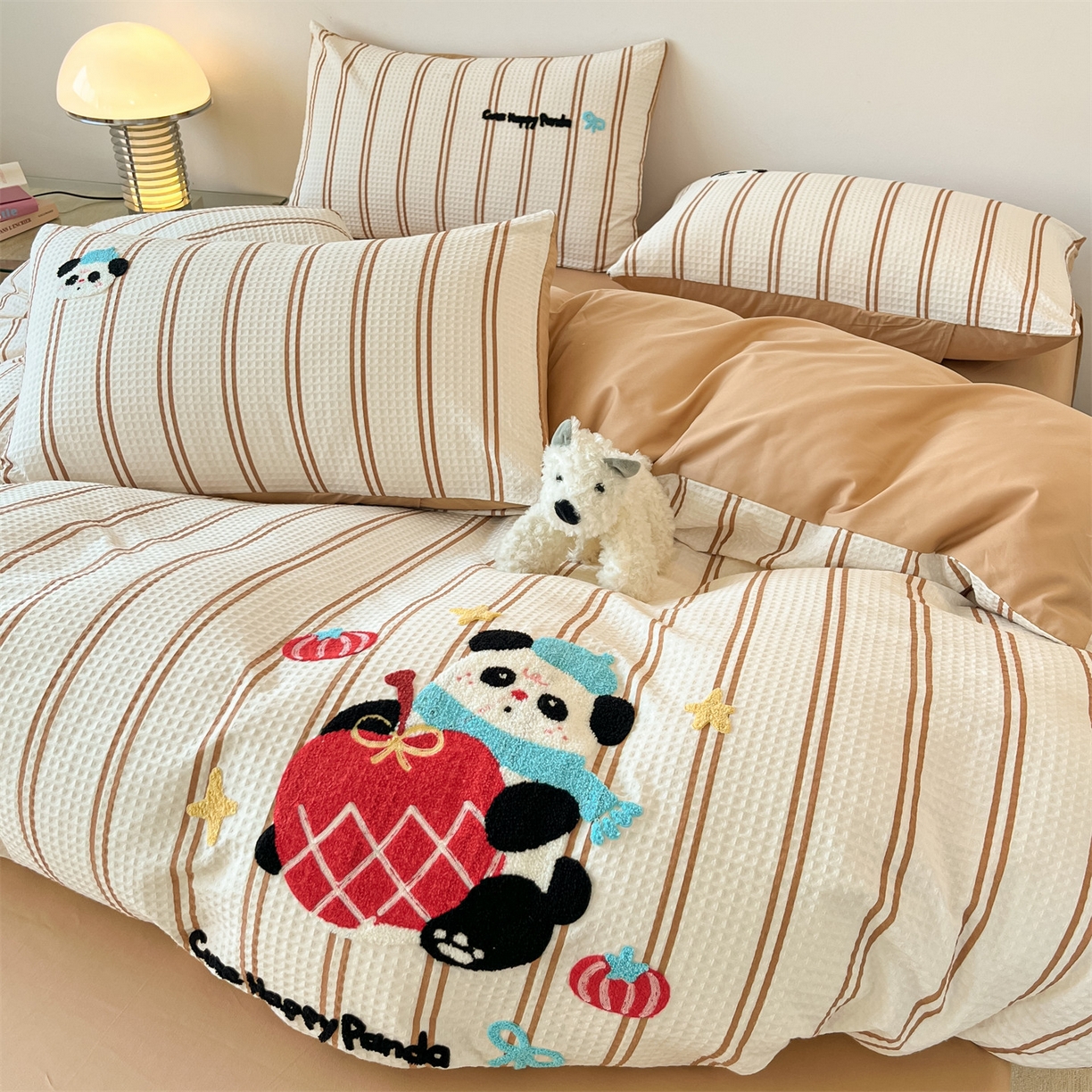 91家纺网 家纺一手货源 找家纺 眷恋家纺 2026新款全棉纯棉A版华夫格B版40支毛巾绣四件套 苹果小熊