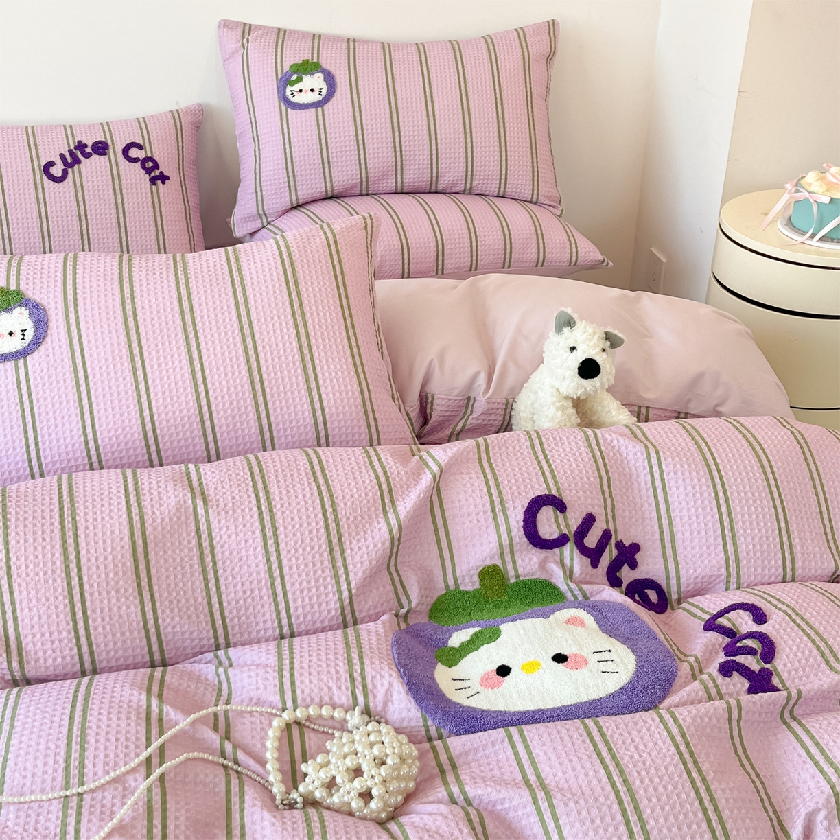 91家纺网 家纺一手货源 找家纺 眷恋家纺 2026新款全棉纯棉A版华夫格B版40支毛巾绣四件套 山竹小猫