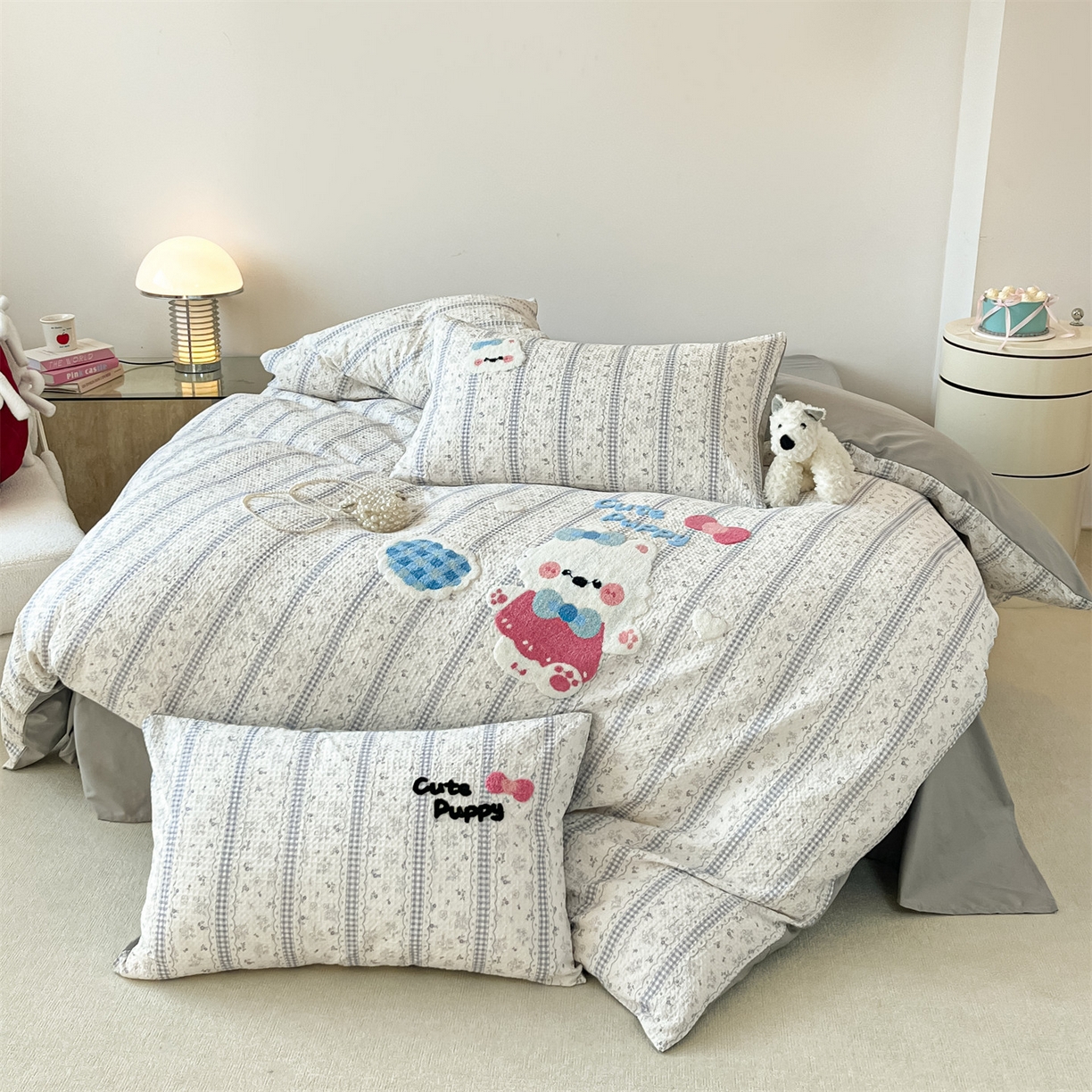 91家纺网 家纺一手货源 找家纺 眷恋家纺 2026新款全棉纯棉A版华夫格B版40支毛巾绣四件套 小狗宝宝