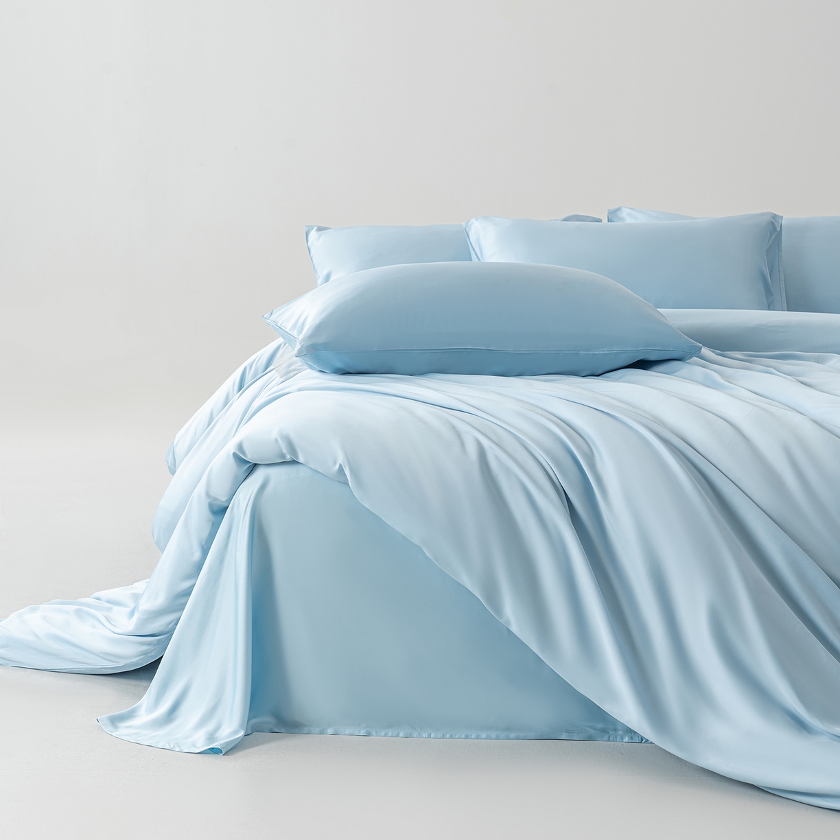 91家纺网 家纺一手货源 找家纺 轩和家居 2026新款60支竹纤维四件套天竹A类婴幼儿级别天然抑菌 天蓝