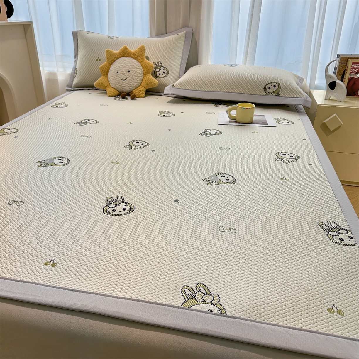 91家纺网 家纺一手货源 找家纺 玉相逢 2026新款卡通提花乙纶凉感凉席-床席款 可爱布布