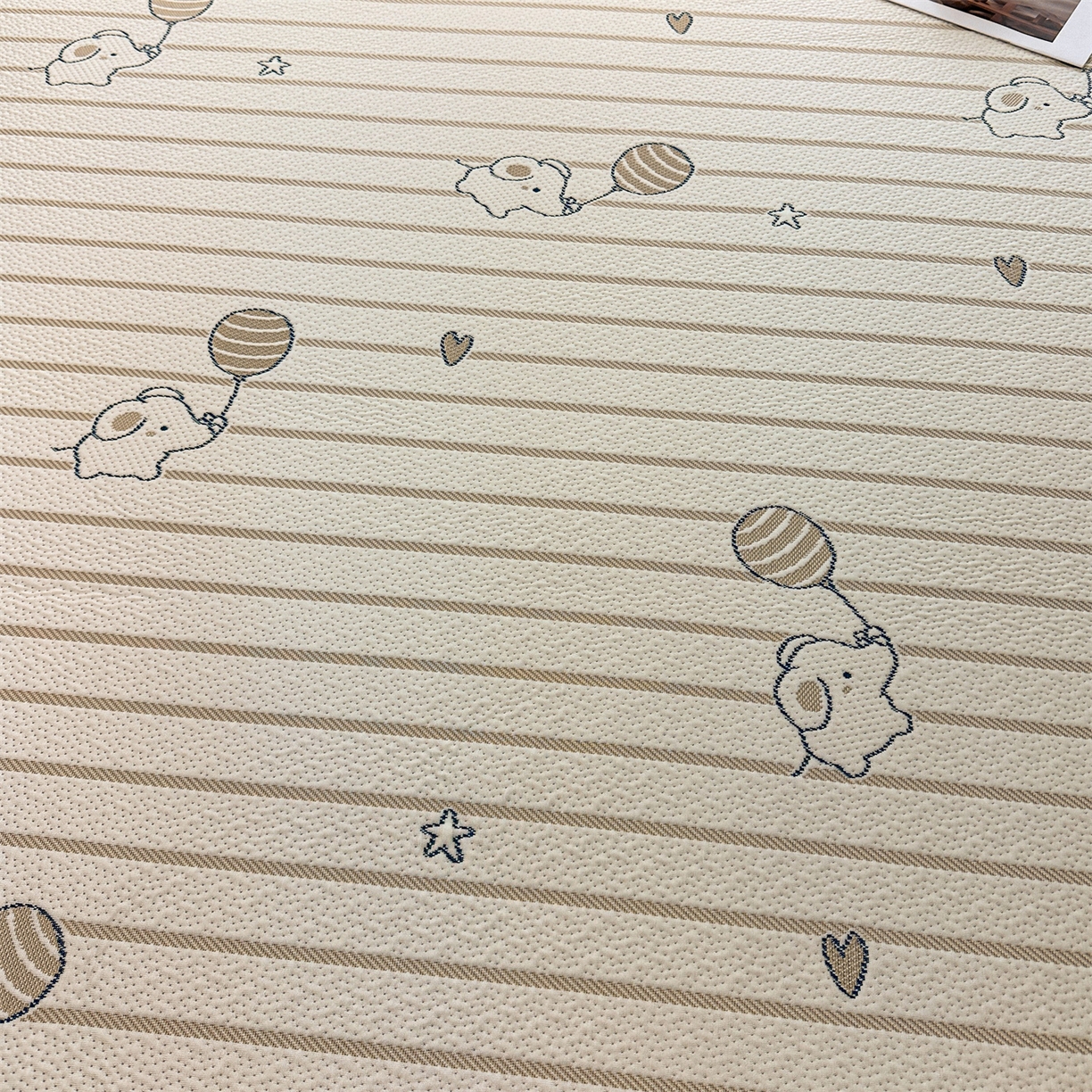 91家纺网 家纺一手货源 找家纺 玉相逢 2026新款卡通提花乙纶凉感凉席-床席款 条纹小象