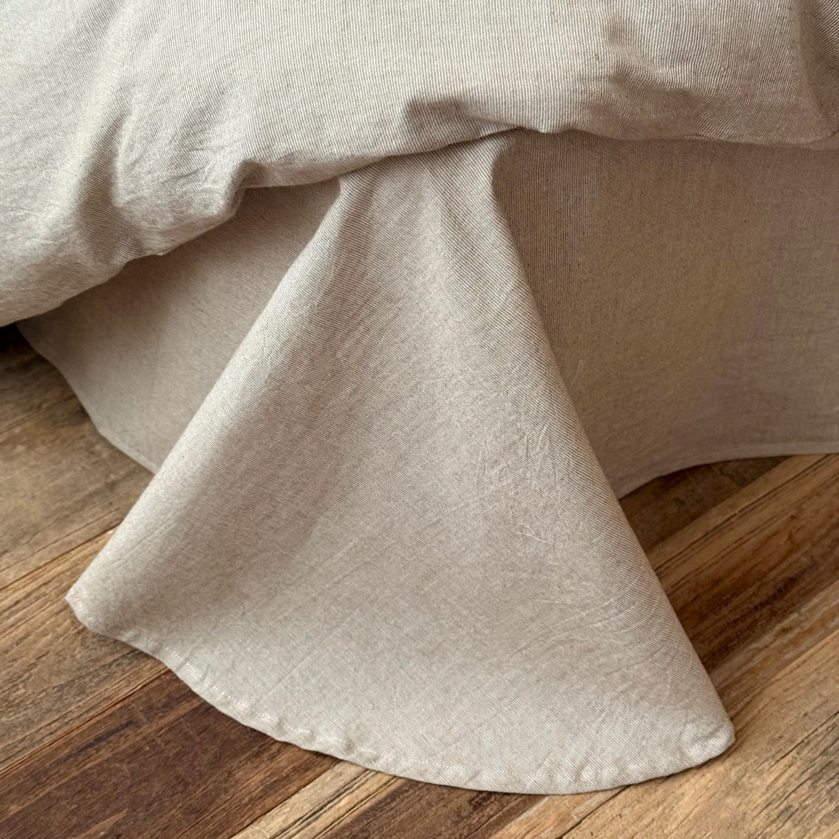 91家纺网 家纺一手货源 找家纺 （总）鹿班家居 2026春季新品色织棉麻精密刺绣系列四件套-小狗日记（标准会员-20）