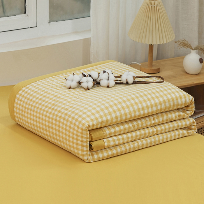 91家纺网 家纺一手货源 找家纺 柠萌家居 2026新款全棉色织水洗棉棉花夏被四件套里外全棉空调被 夏凉被被子被芯 黄小格