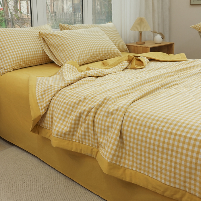 91家纺网 家纺一手货源 找家纺 柠萌家居 2026新款全棉色织水洗棉棉花夏被四件套里外全棉空调被 夏凉被被子被芯 黄小格