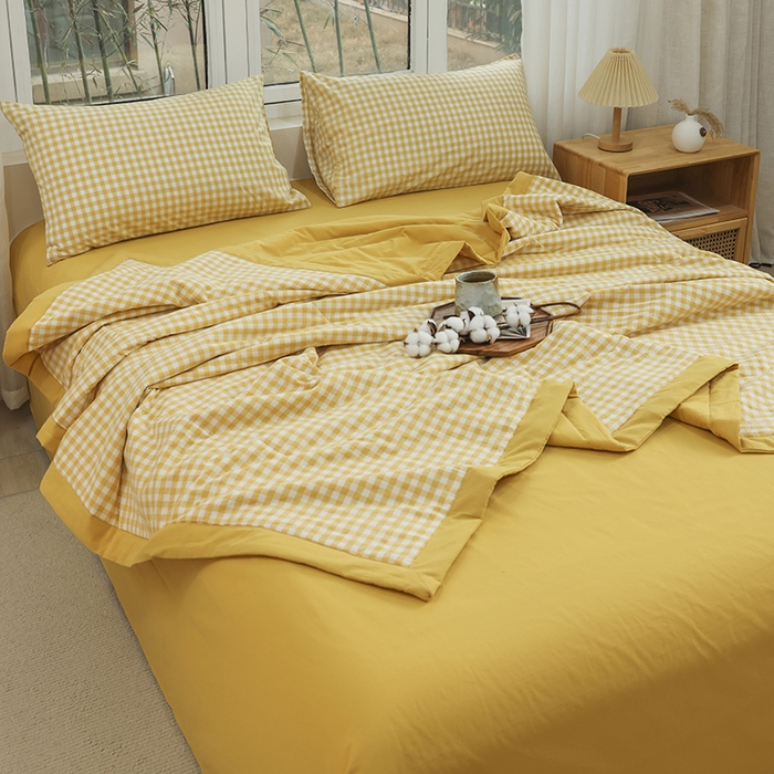 91家纺网 家纺一手货源 找家纺 柠萌家居 2026新款全棉色织水洗棉棉花夏被四件套里外全棉空调被 夏凉被被子被芯 黄小格