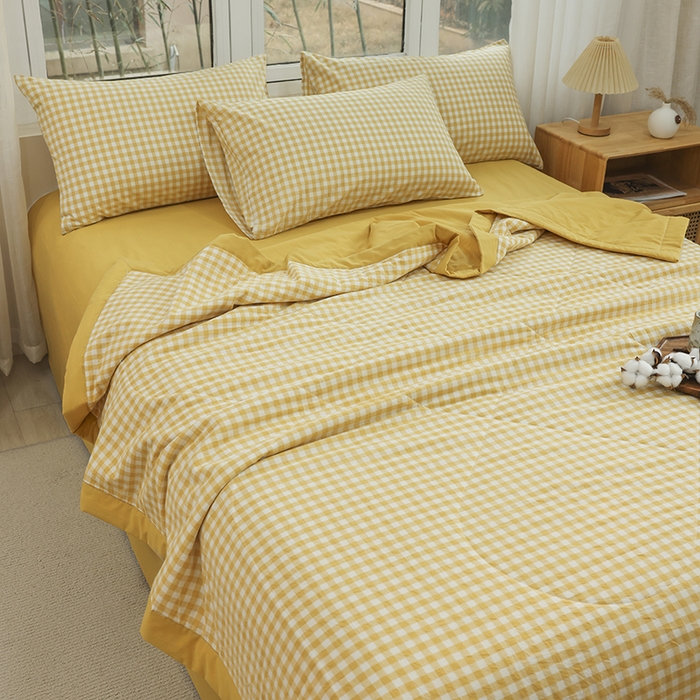 91家纺网 家纺一手货源 找家纺 柠萌家居 2026新款全棉色织水洗棉棉花夏被四件套里外全棉空调被 夏凉被被子被芯 黄小格