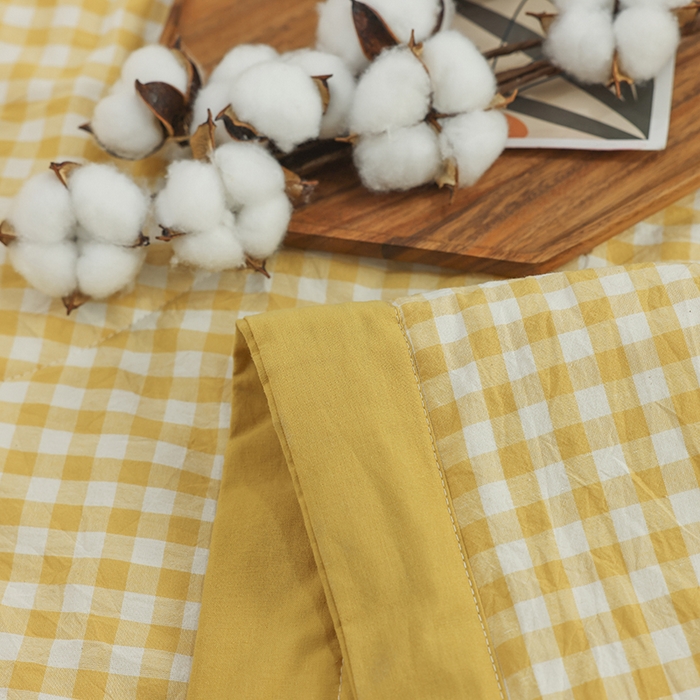 91家纺网 家纺一手货源 找家纺 柠萌家居 2026新款全棉色织水洗棉棉花夏被四件套里外全棉空调被 夏凉被被子被芯 黄小格