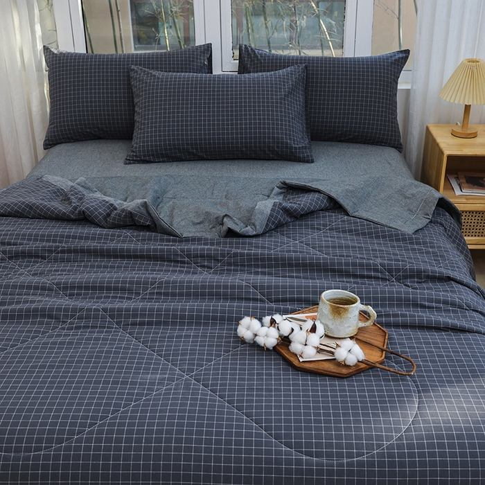 91家纺网 家纺一手货源 找家纺 柠萌家居 2026新款全棉色织水洗棉棉花夏被四件套里外全棉空调被 夏凉被被子被芯 灰小格