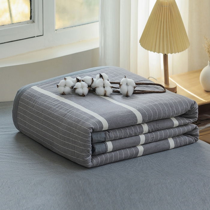 91家纺网 家纺一手货源 找家纺 柠萌家居 2026新款全棉色织水洗棉棉花夏被四件套里外全棉空调被 夏凉被被子被芯 宽双线冷灰