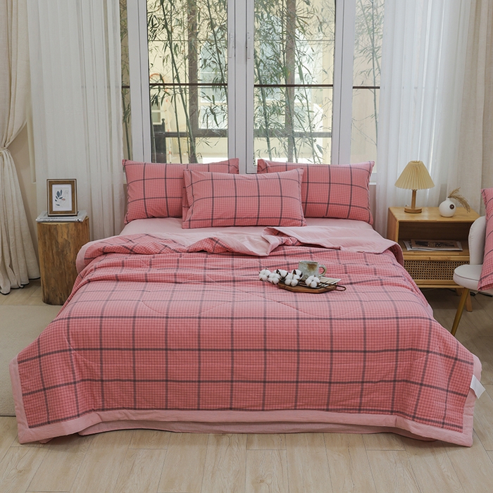 91家纺网 家纺一手货源 找家纺 柠萌家居 2026新款全棉色织水洗棉棉花夏被四件套里外全棉空调被 夏凉被被子被芯 瓦尔粉