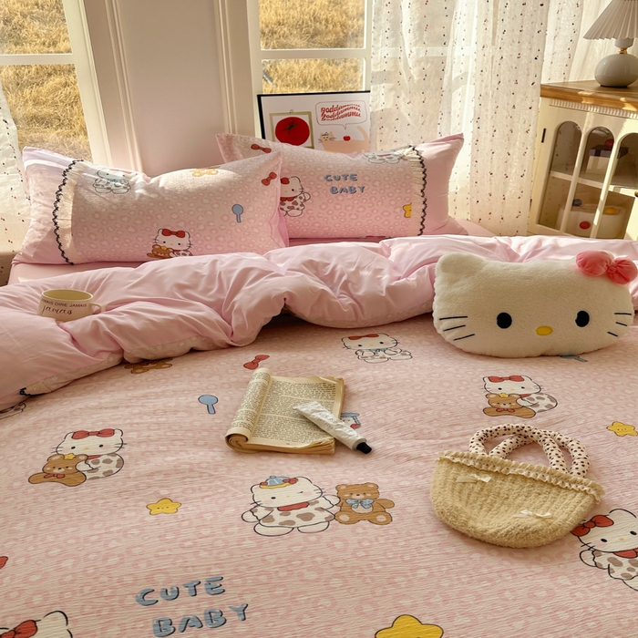 91家纺网 家纺一手货源 找家纺 贝凯瑞 2026新款小花边水洗棉绣花ins小清新床单床裙床笠四件套 哈喽猫咪