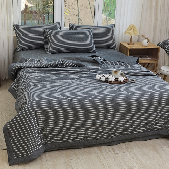 91家纺网 家纺一手货源 找家纺 柠萌家居 2026新款全棉色织水洗棉棉花夏被四件套里外全棉空调被 夏凉被被子被芯 中条纹深灰