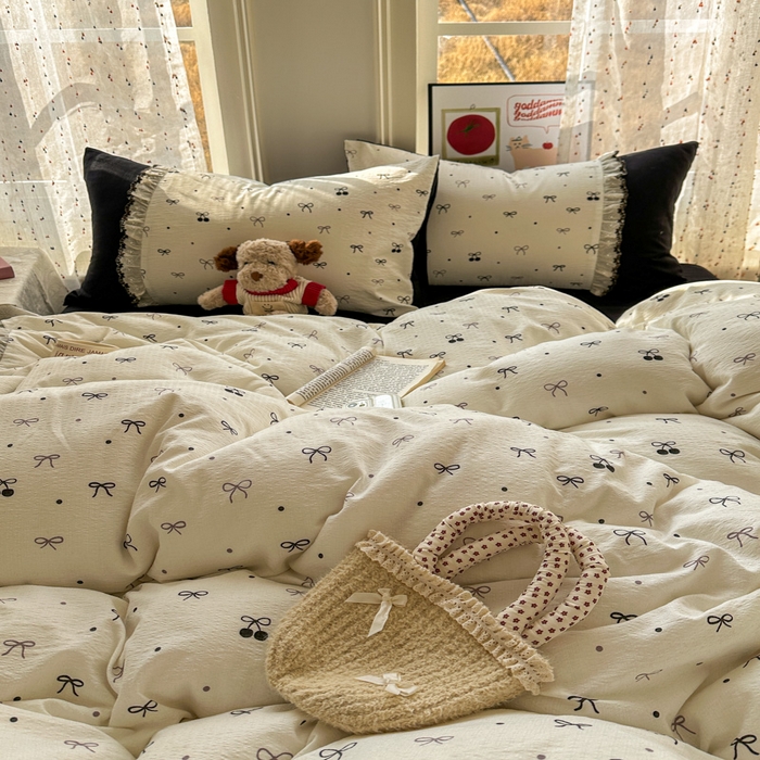 91家纺网 家纺一手货源 找家纺 贝凯瑞 2026新款小花边水洗棉绣花ins小清新床单床裙床笠四件套 黑樱梦境