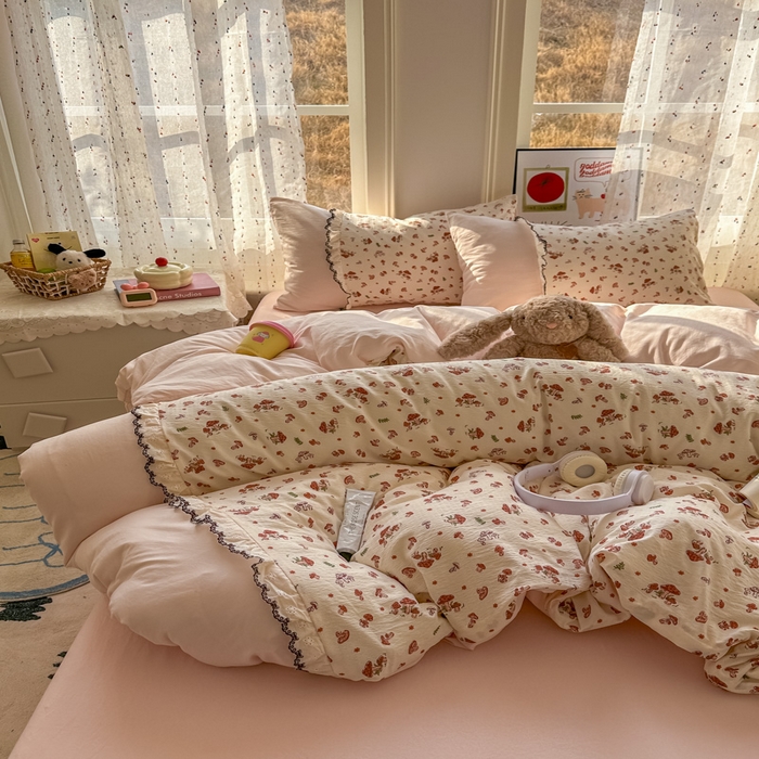 91家纺网 家纺一手货源 找家纺 贝凯瑞 2026新款小花边水洗棉绣花ins小清新床单床裙床笠四件套 蘑菇园