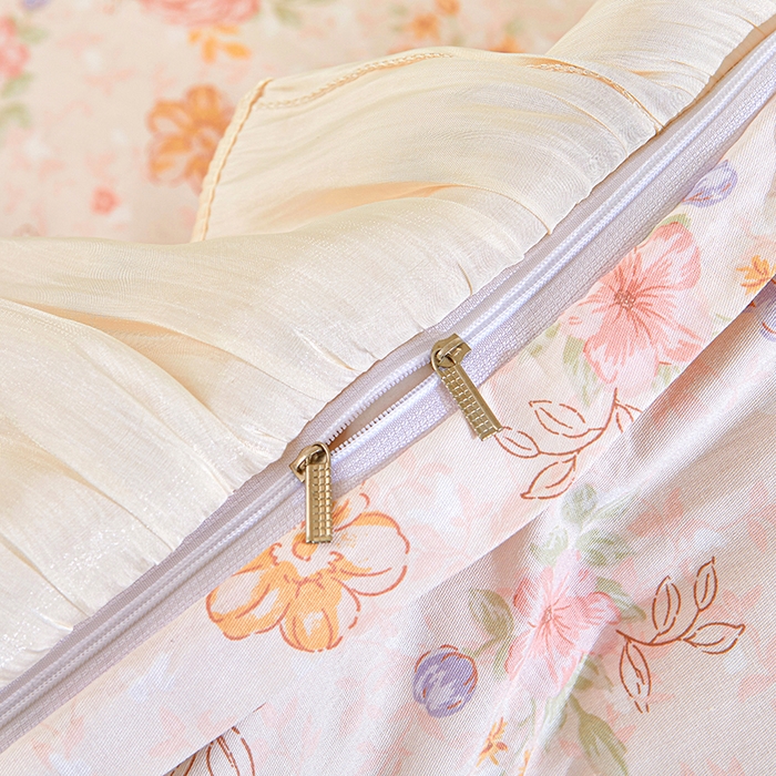 91家纺网 家纺一手货源 找家纺 宜凡家纺 2026新款全棉印花法式夹棉床裙四件套 寻觅花季