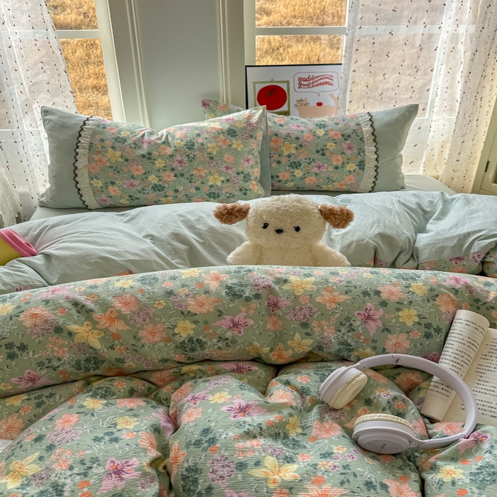 91家纺网 家纺一手货源 找家纺 贝凯瑞 2026新款小花边水洗棉绣花ins小清新床单床裙床笠四件套 浅若花落