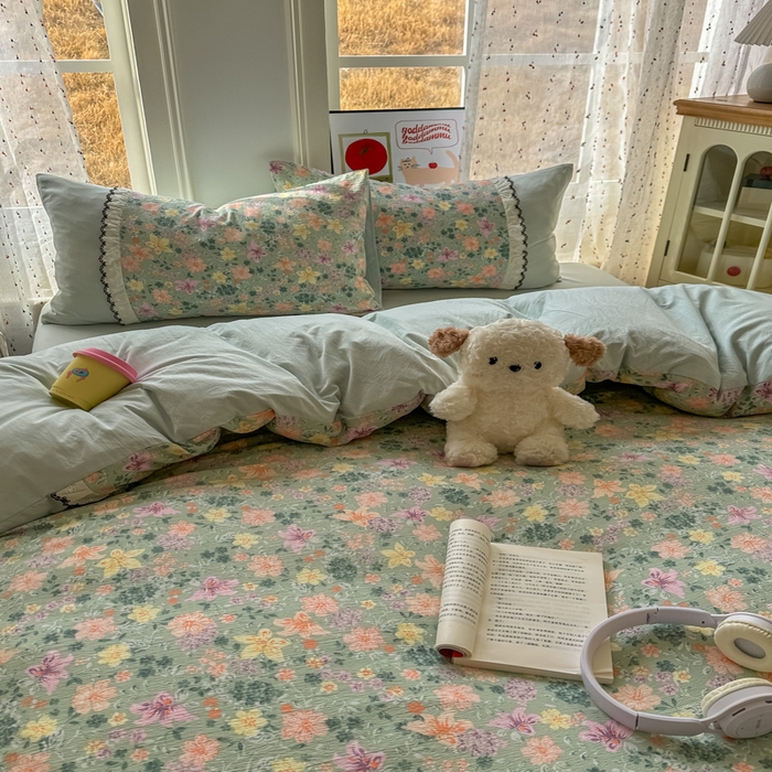 91家纺网 家纺一手货源 找家纺 贝凯瑞 2026新款小花边水洗棉绣花ins小清新床单床裙床笠四件套 浅若花落