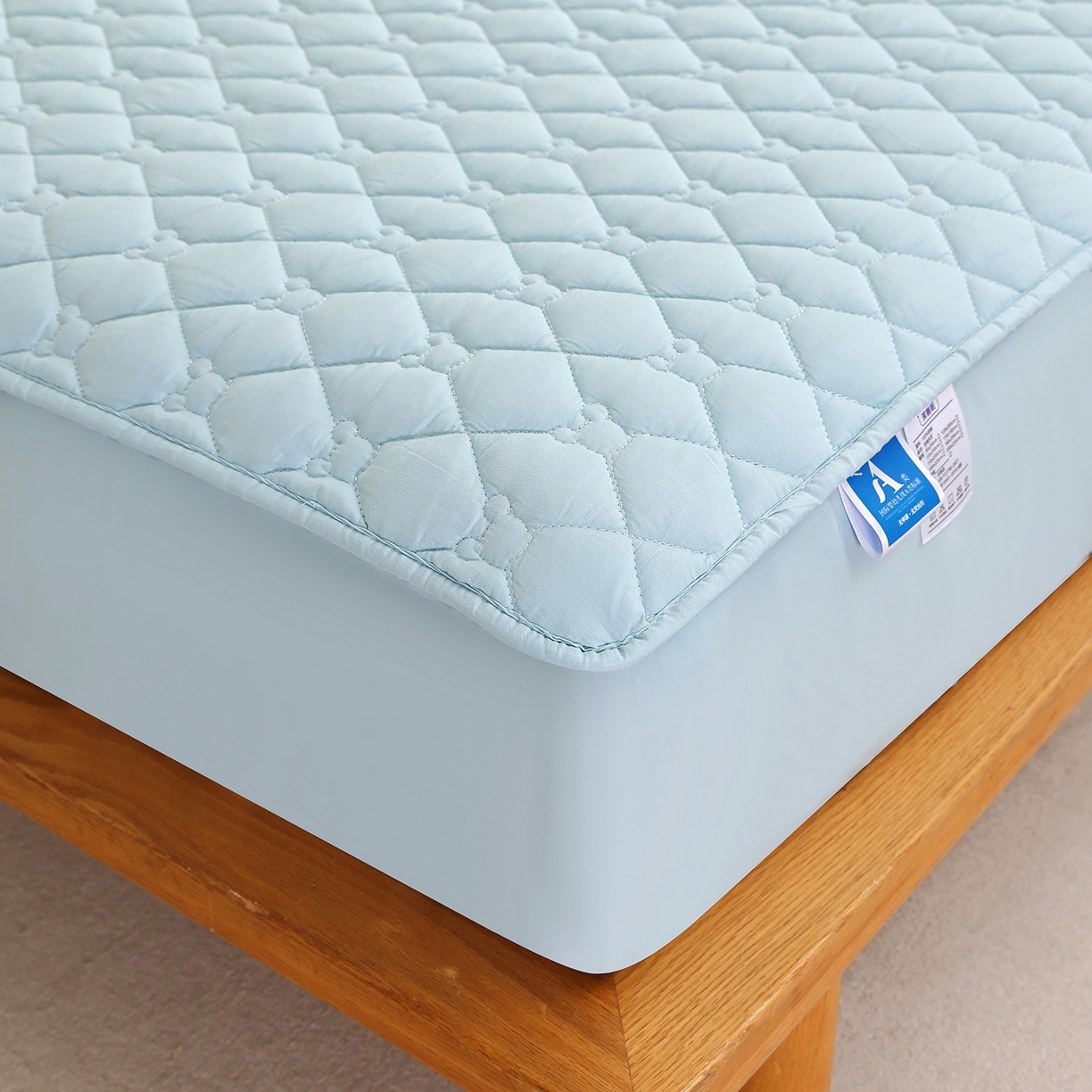 91家纺网 家纺一手货源 找家纺 （总）彩亿家纺 2026新款亲肤柔软13372纯棉床笠三件套床垫保护套-小熊