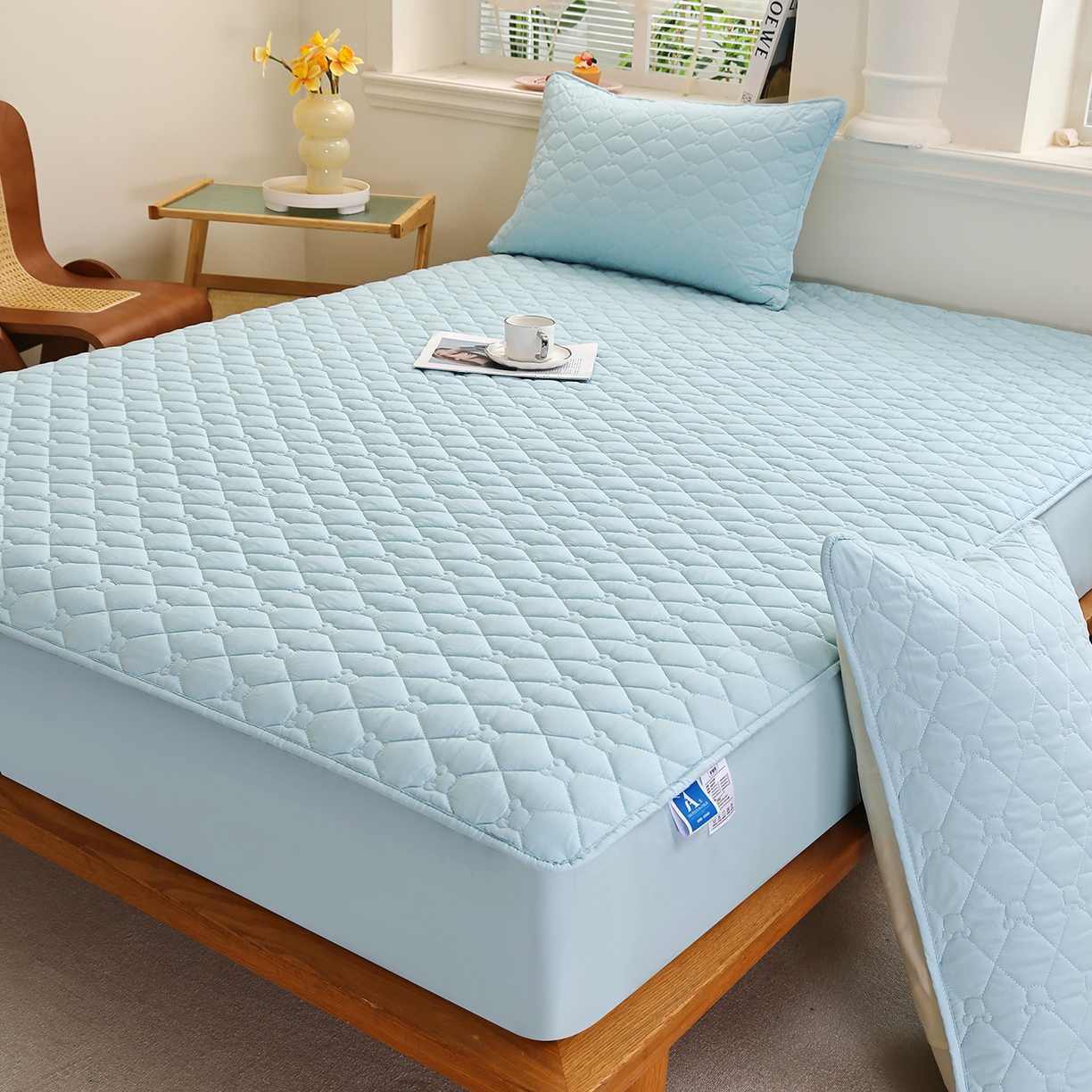 91家纺网 家纺一手货源 找家纺 （总）彩亿家纺 2026新款亲肤柔软13372纯棉床笠三件套床垫保护套-小熊