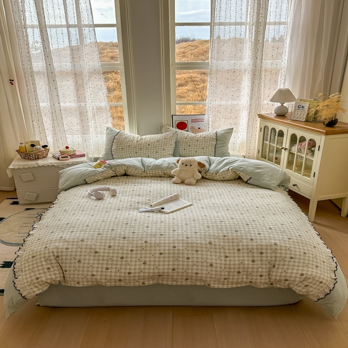 91家纺网 家纺一手货源 找家纺 贝凯瑞 2026新款小花边水洗棉绣花ins小清新床单床裙床笠四件套 佐伊