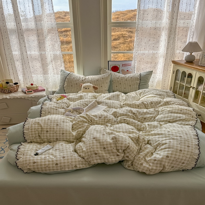 91家纺网 家纺一手货源 找家纺 贝凯瑞 2026新款小花边水洗棉绣花ins小清新床单床裙床笠四件套 佐伊