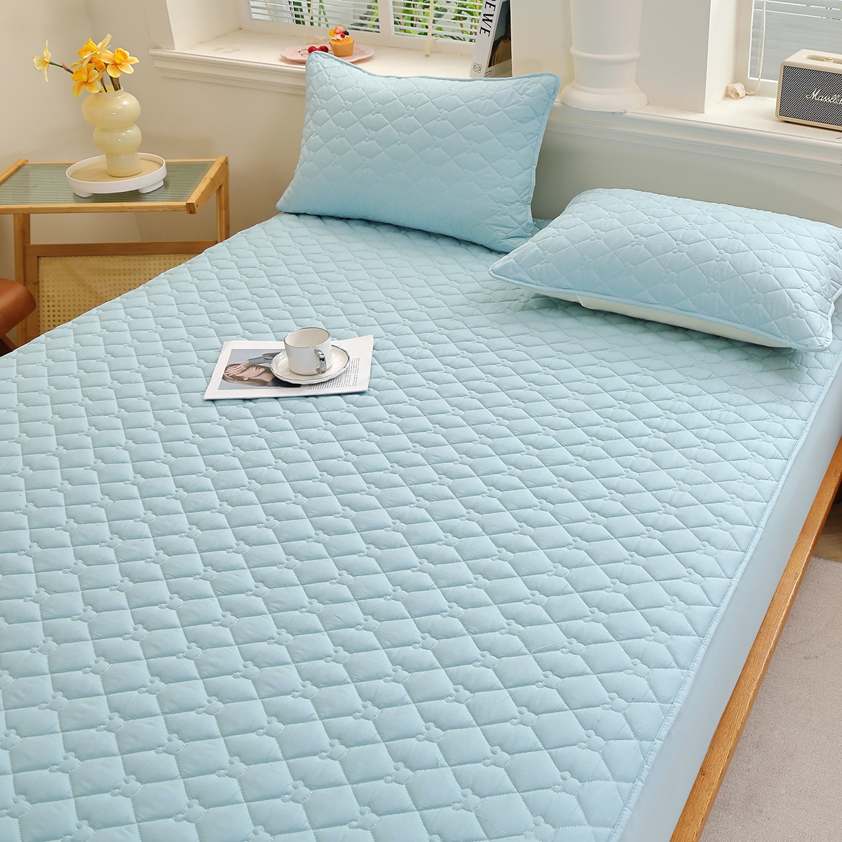 91家纺网 家纺一手货源 找家纺 彩亿家纺 2026新款亲肤柔软13372纯棉床笠三件套床垫保护套-小熊 小熊-丹青蓝