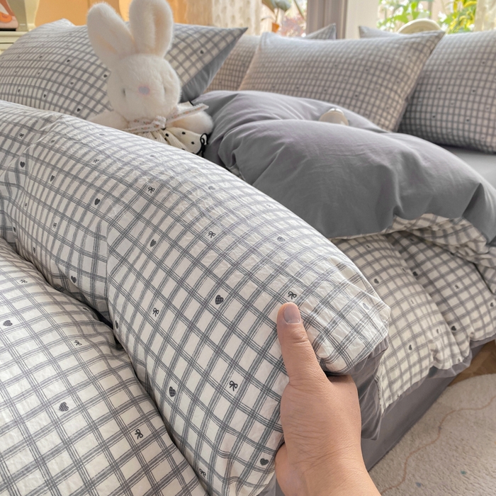 91家纺网 家纺一手货源 找家纺 豫见家纺 2026新款古法水洗仿棉云感纱四件套 甜心乐园