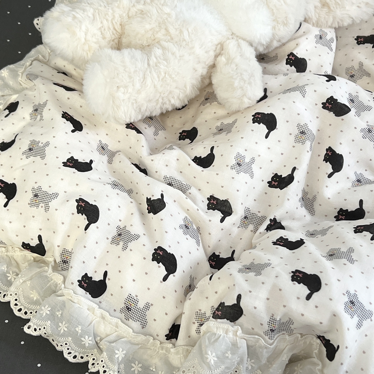 91家纺网 家纺一手货源 找家纺 （总）荣轩家居 2026新款韩式浪漫花边工艺款全棉纯棉双层纱四件套（铺床版）