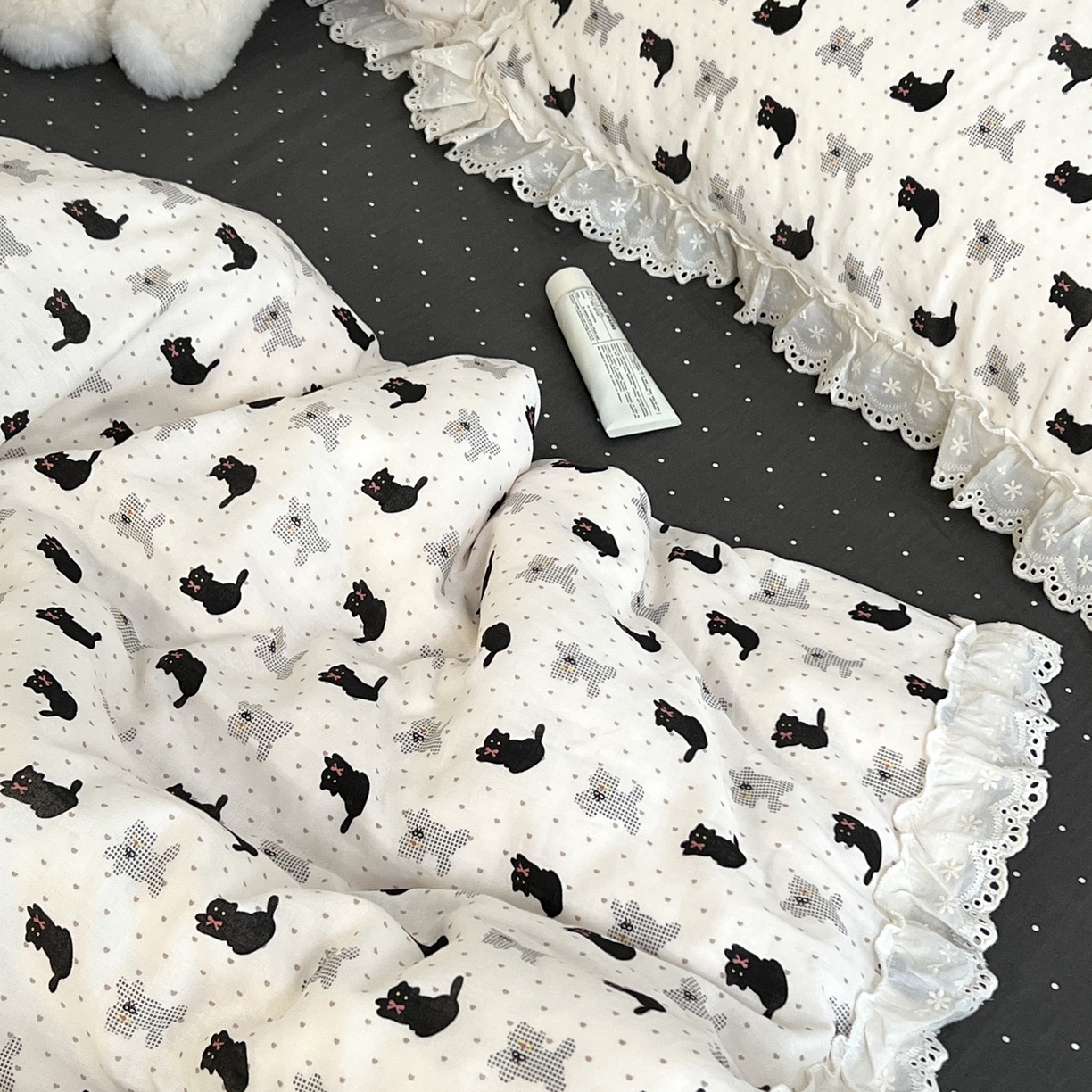 91家纺网 家纺一手货源 找家纺 （总）荣轩家居 2026新款韩式浪漫花边工艺款全棉纯棉双层纱四件套（铺床版）