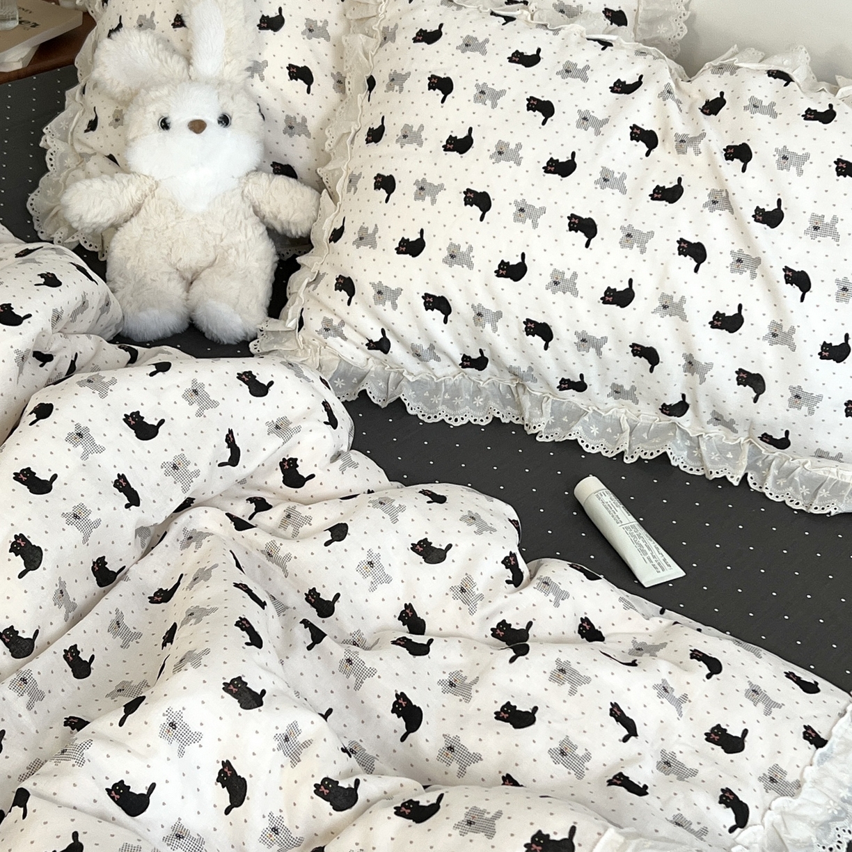 91家纺网 家纺一手货源 找家纺 （总）荣轩家居 2026新款韩式浪漫花边工艺款全棉纯棉双层纱四件套（铺床版）