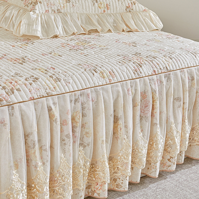 91家纺网 家纺一手货源 找家纺 宜凡家纺 2026新款全棉法式夹棉床裙款三件套 花黛织梦