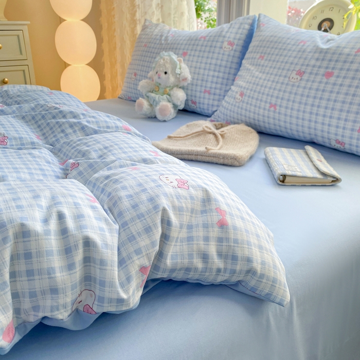 91家纺网 家纺一手货源 找家纺 豫见家纺 2026新款古法水洗仿棉云感纱四件套 乖巧KT-蓝